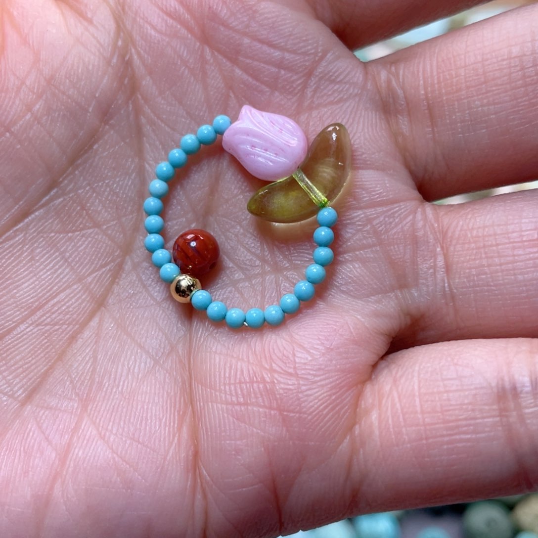 南红玛瑙配饰未镶嵌