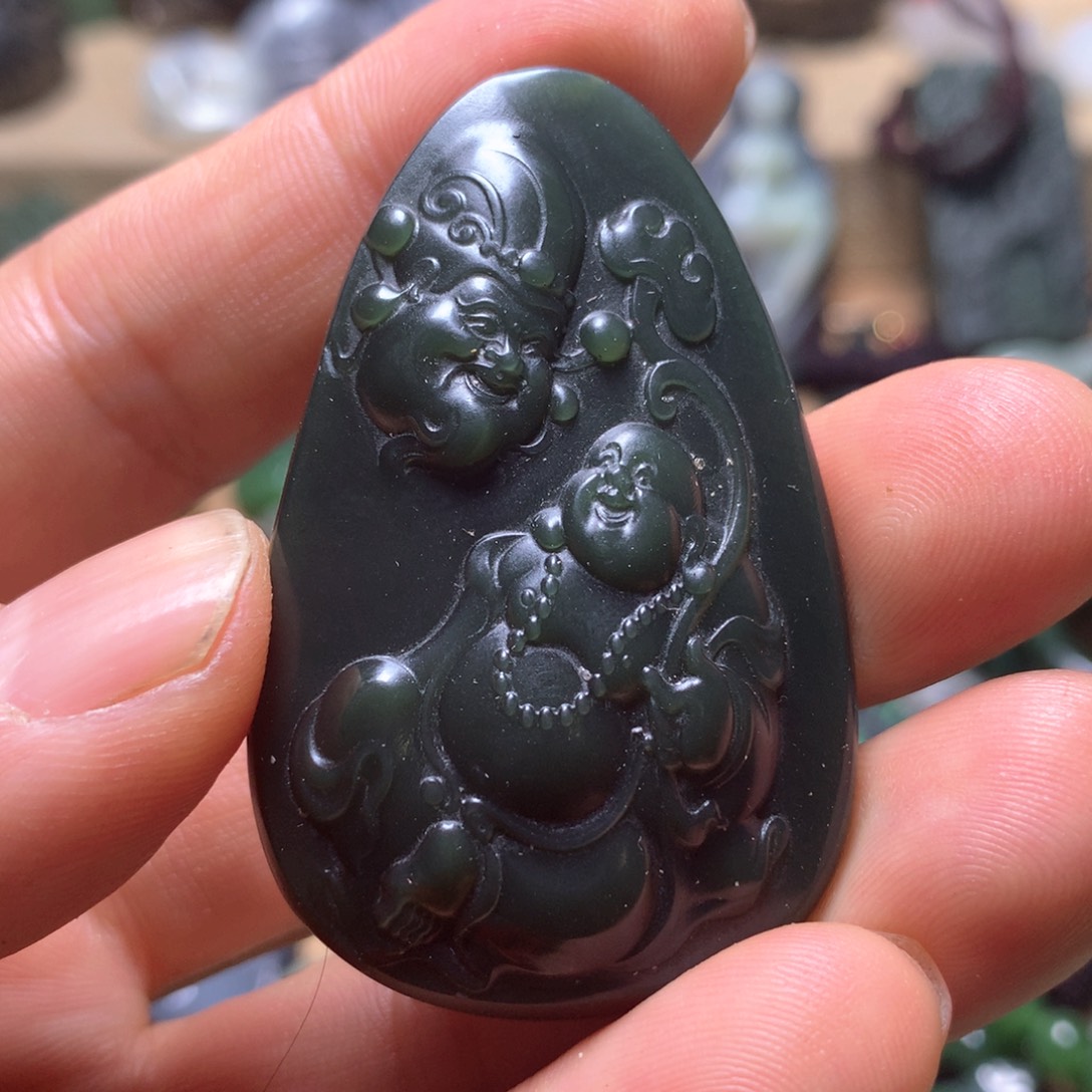 和田玉颈饰未镶嵌