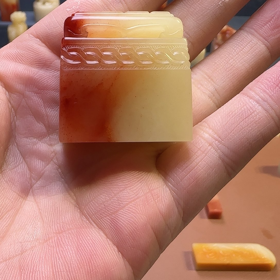 Y***W寿山石印石福建寿山石