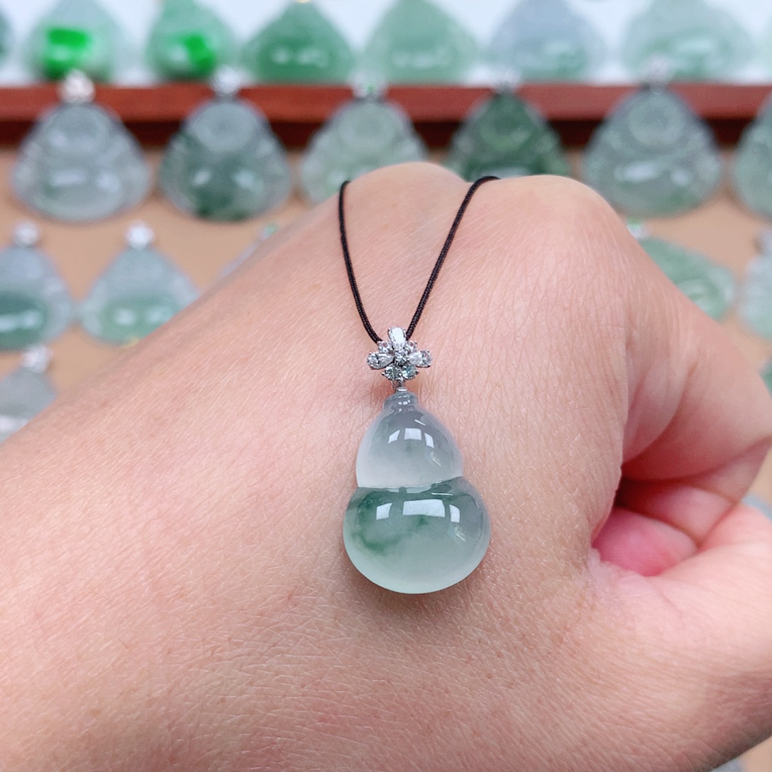 翡翠18K金镶嵌吊坠(不含链)