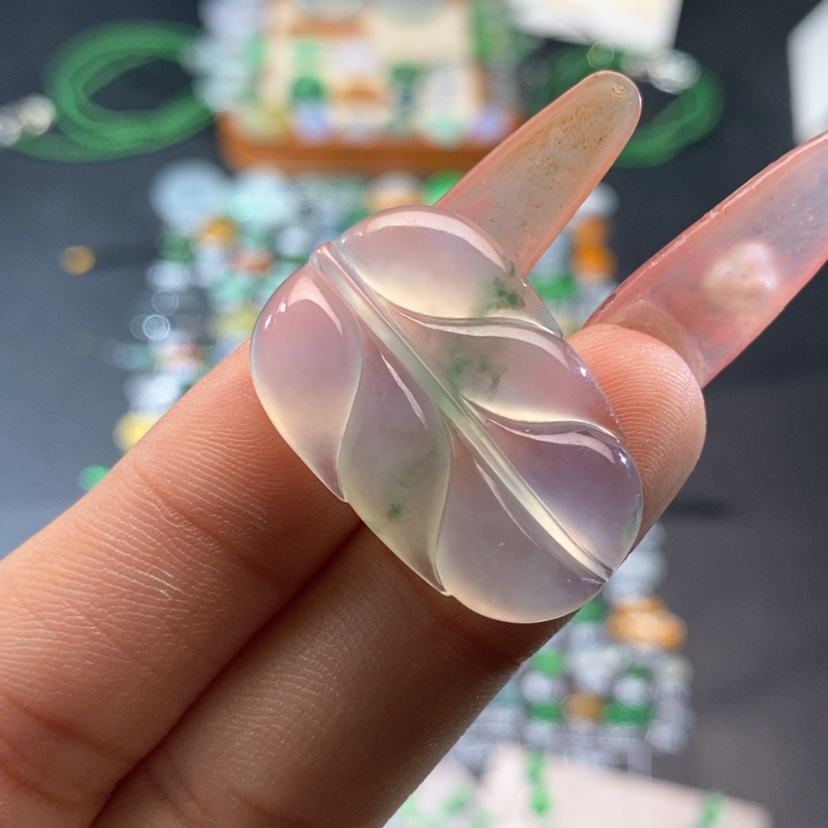 【闪购商品】翡翠挂件未镶嵌叶子