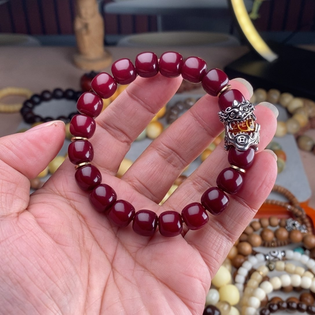 菩提根/象牙果吊坠朱供红色貔貅