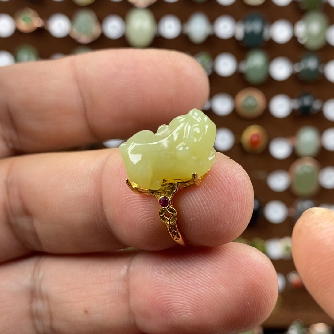 和田玉（黄玉）戒指银S925镀金镶嵌