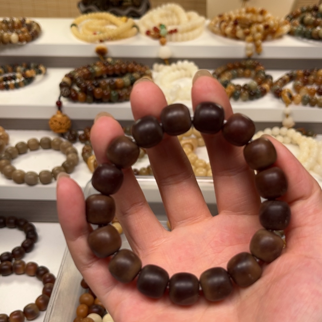 B***a白玉菩提吊坠补差价