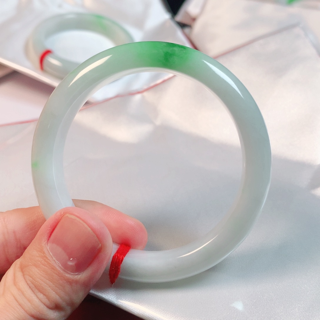 翡翠手镯未镶嵌翡翠手镯1434