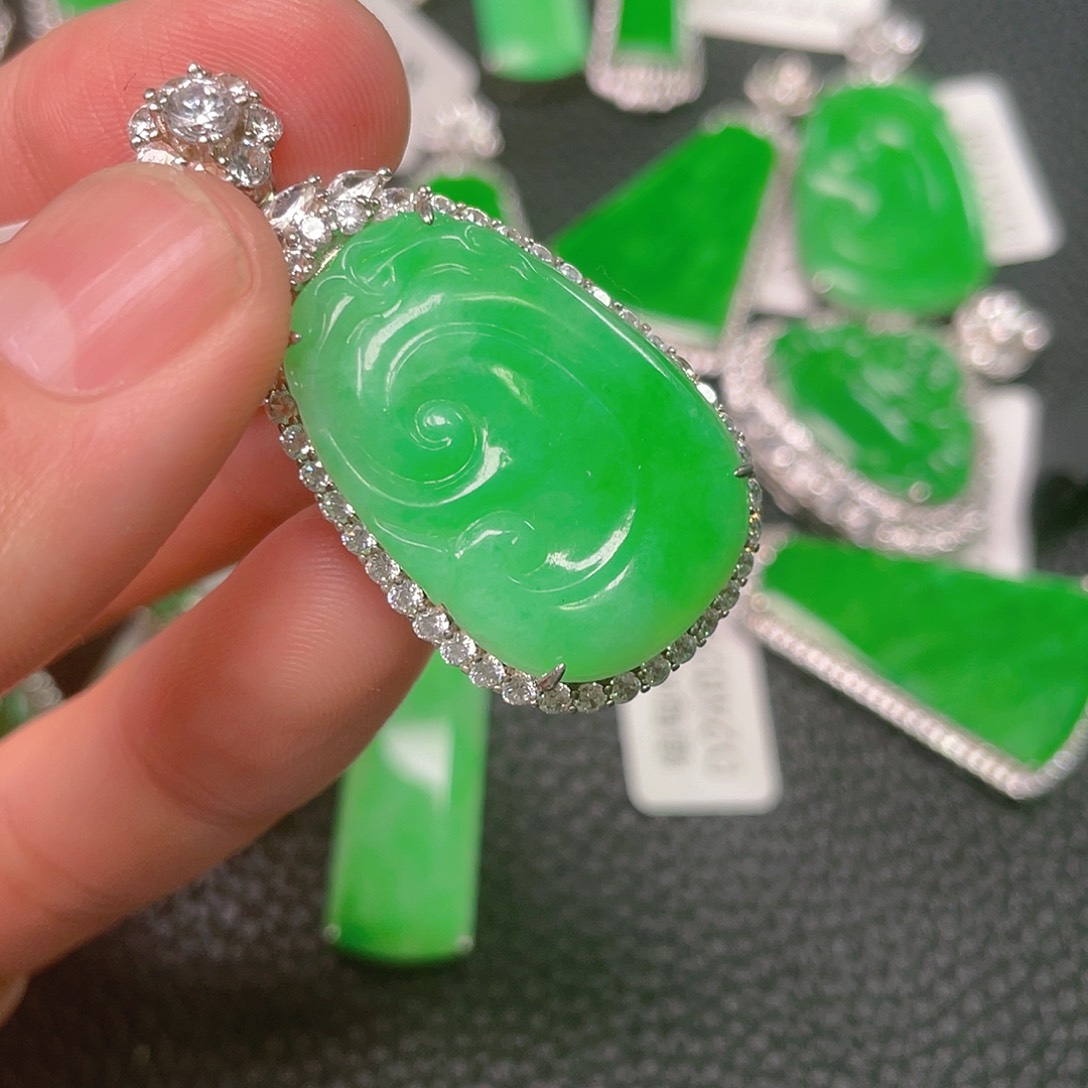 【闪购商品】翡翠吊坠(不含链)银S925镶嵌