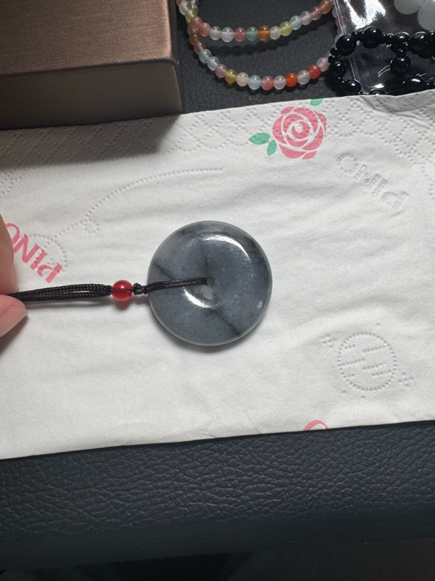 天然a货翡翠乌鸡平安扣