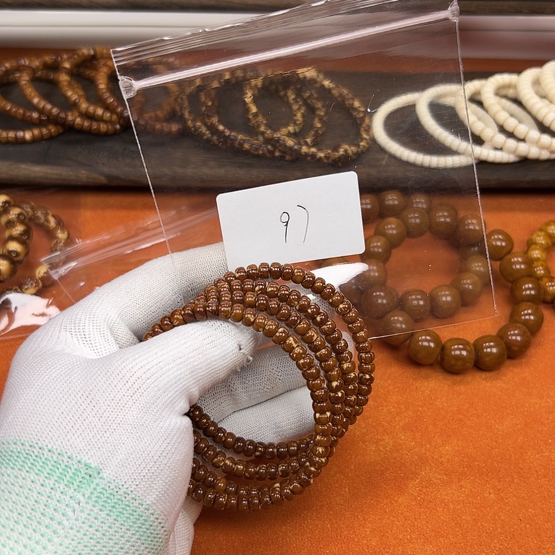 紫金鼠手串64实心纯肉带花皮