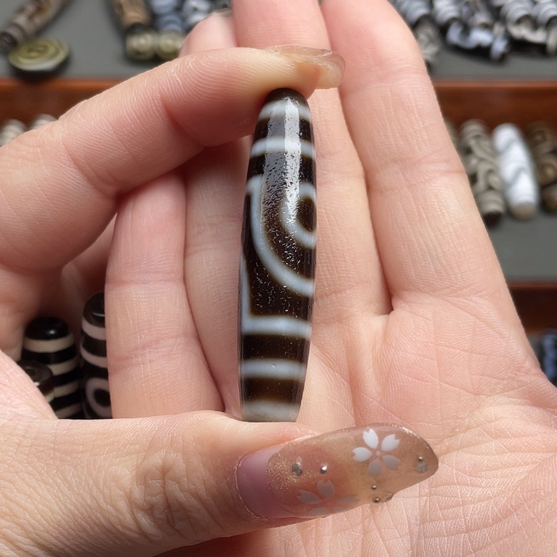 玛瑙/玉髓颈饰未镶嵌铁*哥