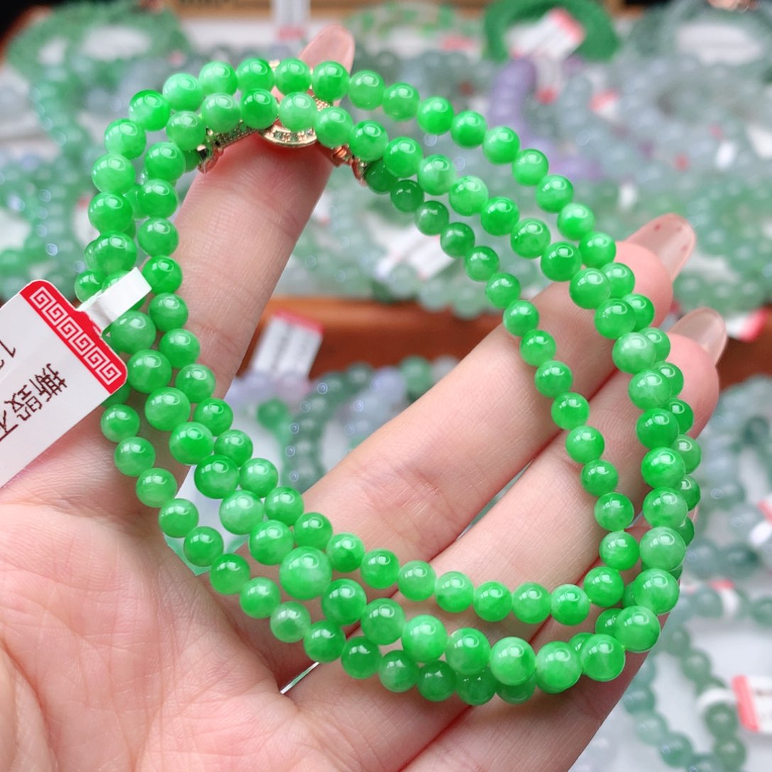 翡翠手链未镶嵌翡翠