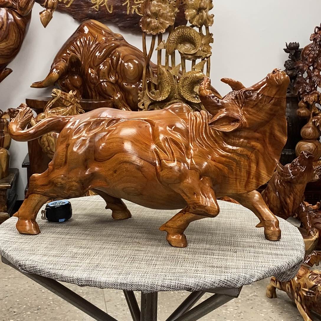 木香樟木抬头牛一头