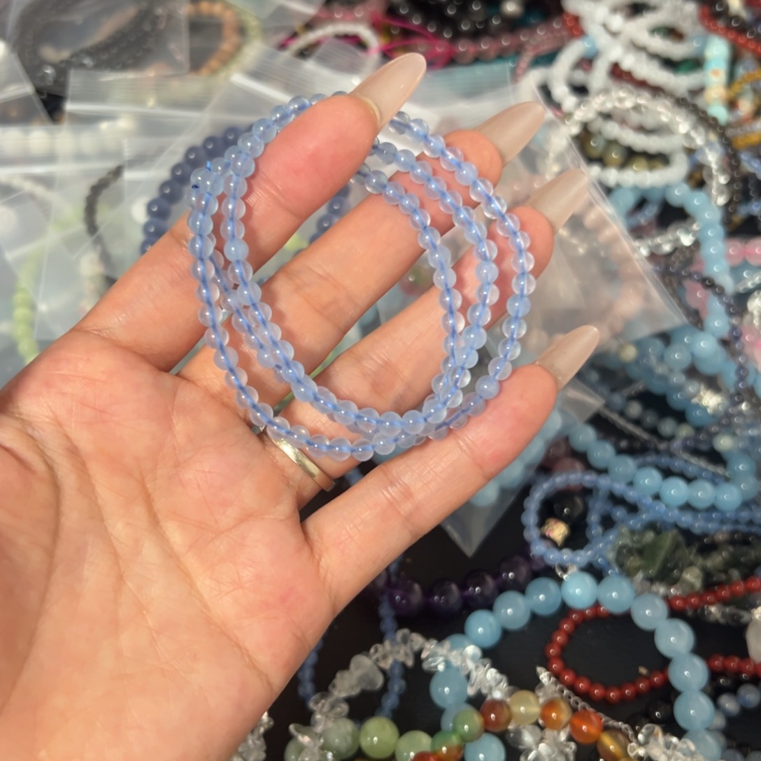 水晶手串未镶嵌海蓝宝三圈