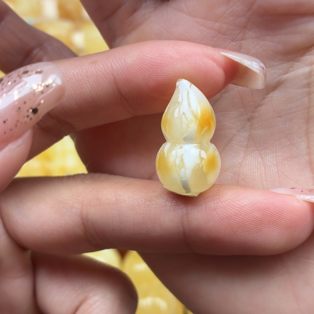 琥珀未镶嵌裸石蜜蜡