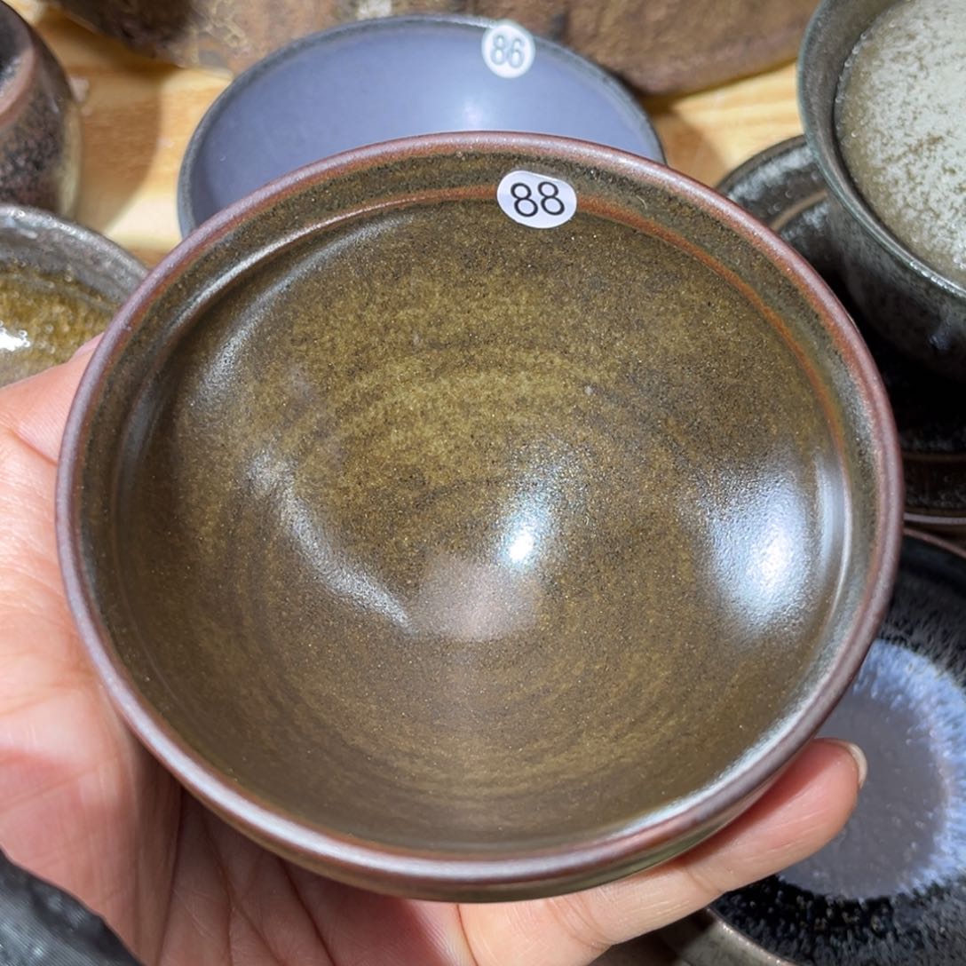 茶盏义兴龙窑坚持真柴烧