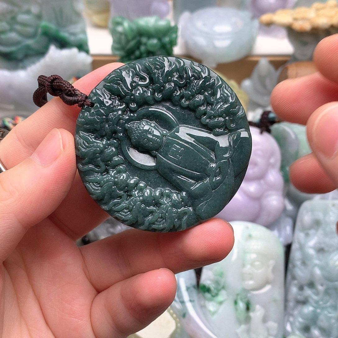 吊坠(不含链)未镶嵌翡翠