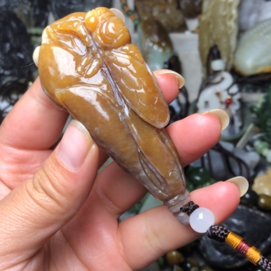 和田玉未镶嵌把件