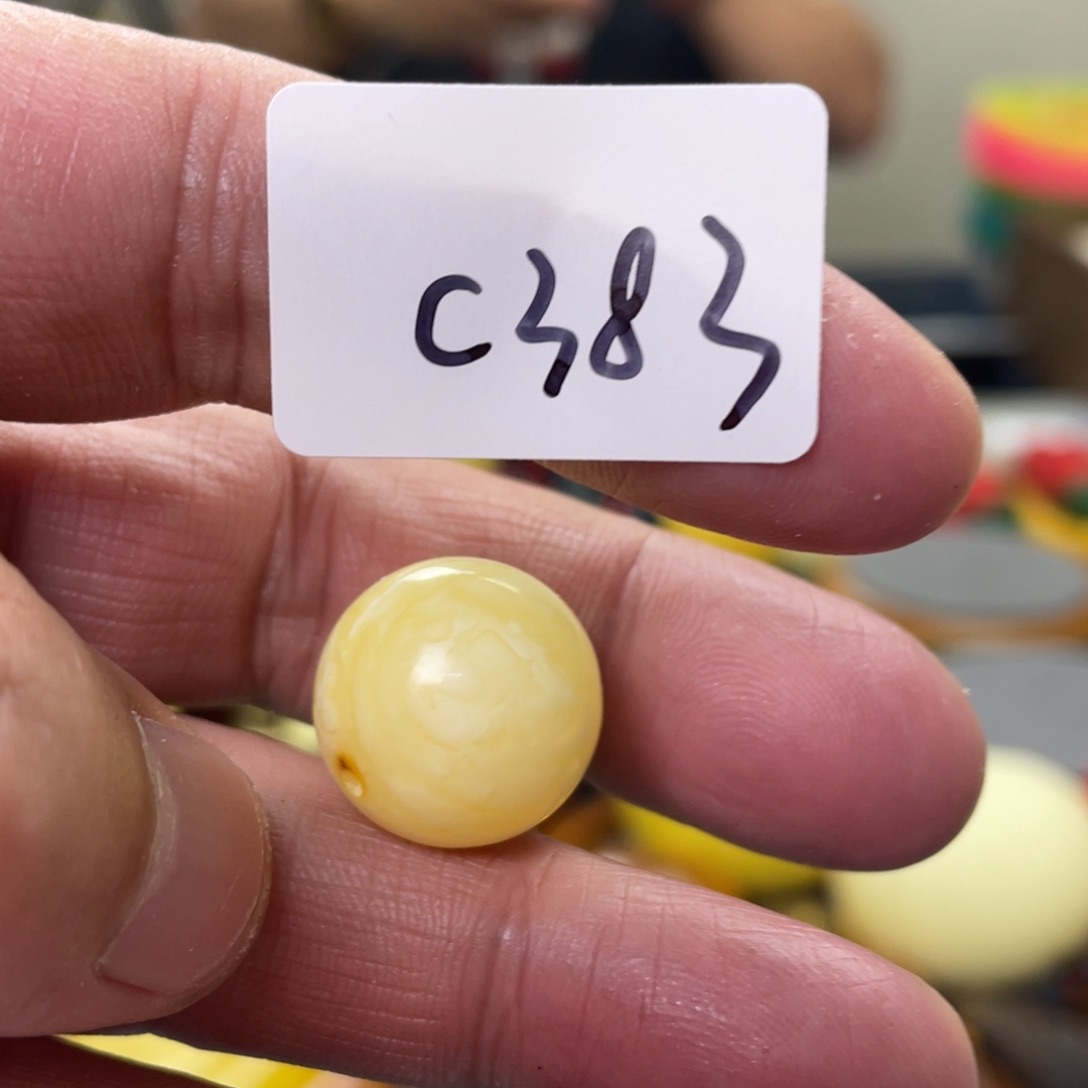 手链琥珀未镶嵌多样性发，发其中一件