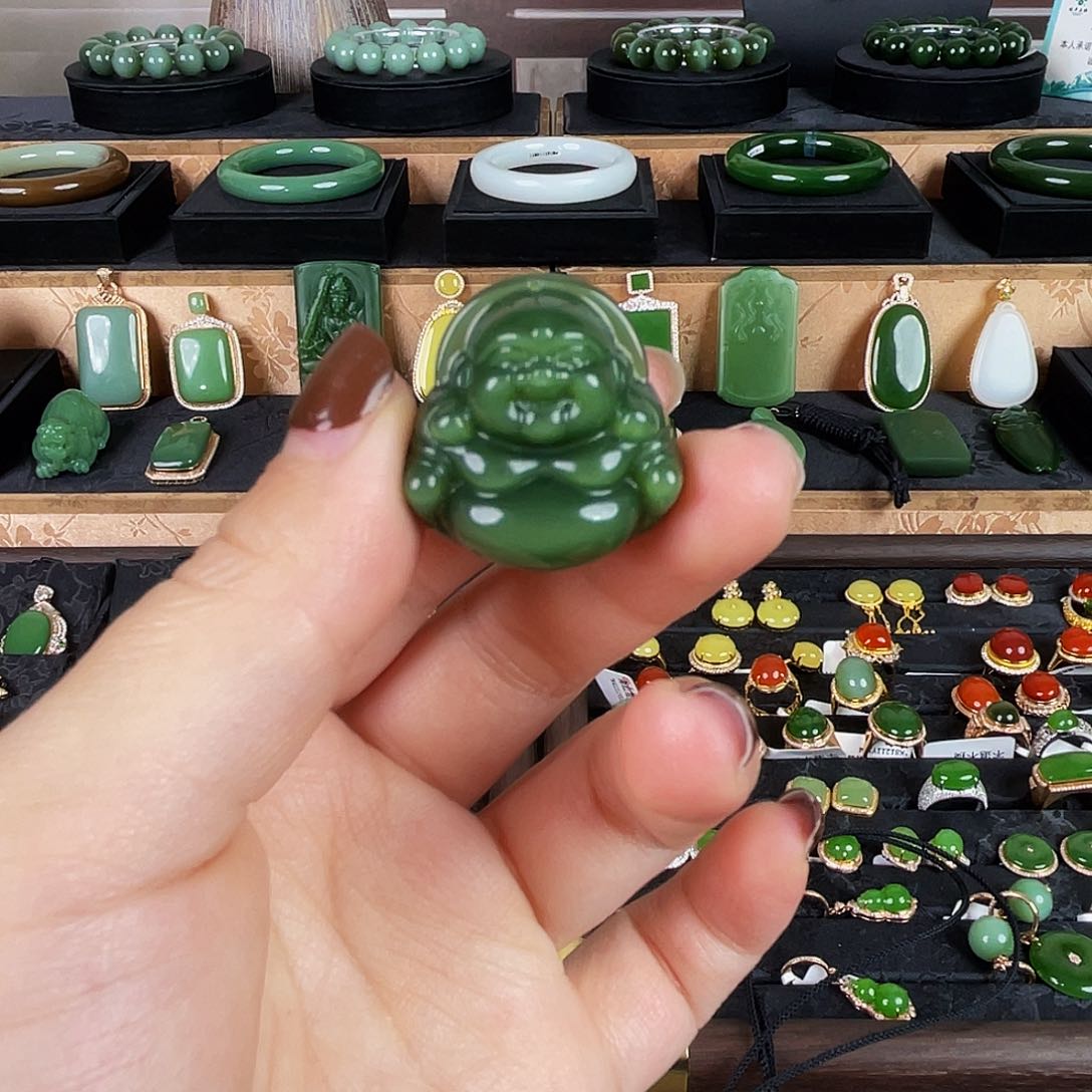 颈饰未镶嵌和田玉（碧玉）猫眼佛公