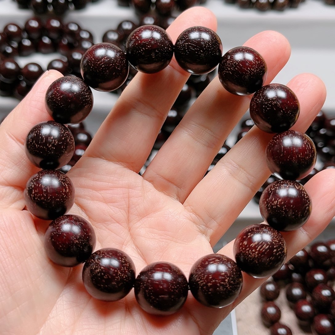 檀香紫檀（小叶紫檀）李*杰1.5满