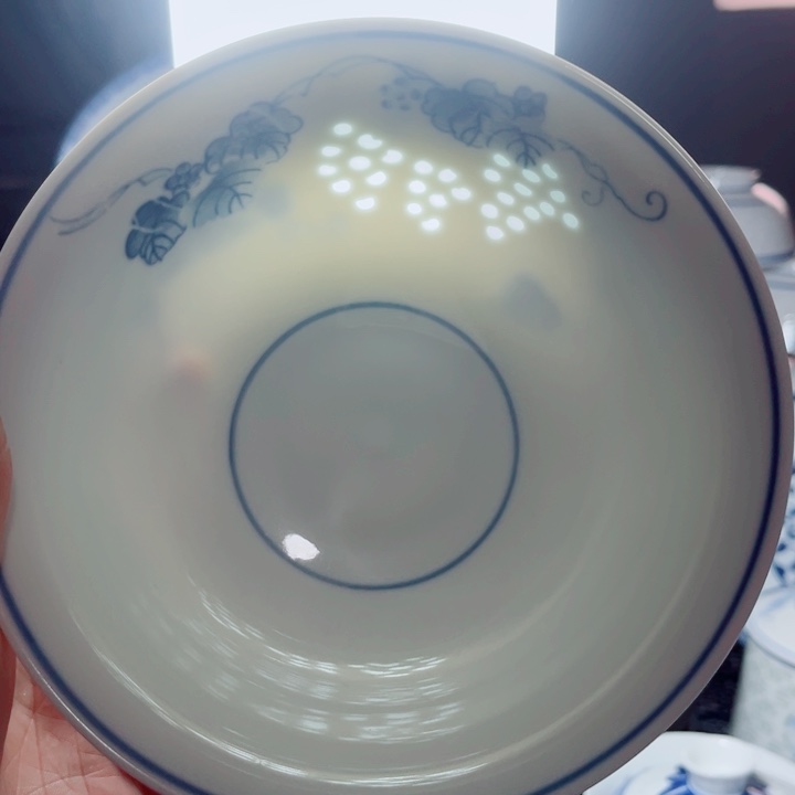 青花玲珑6寸面碗葡萄
