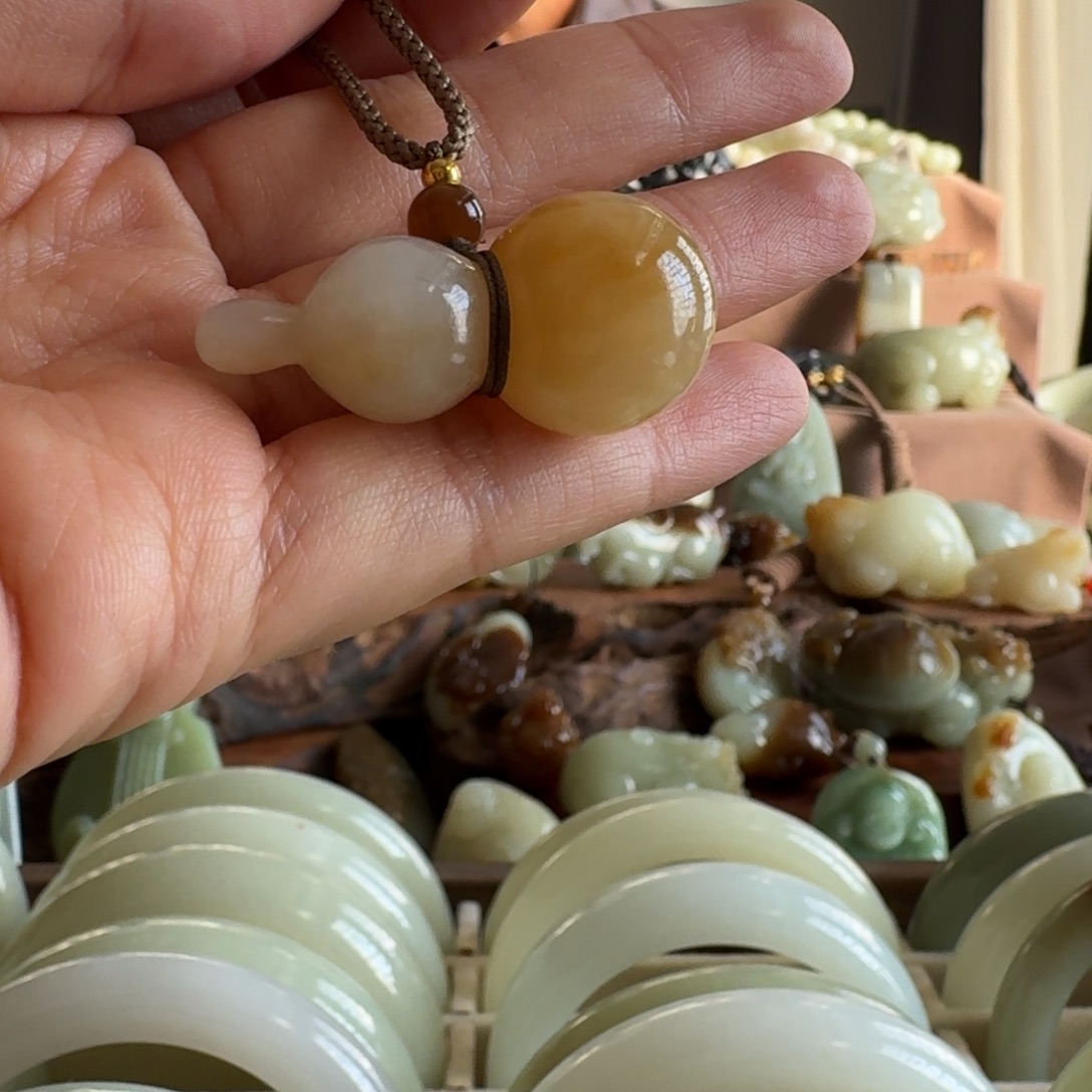 和田玉（糖玉）未镶嵌手链