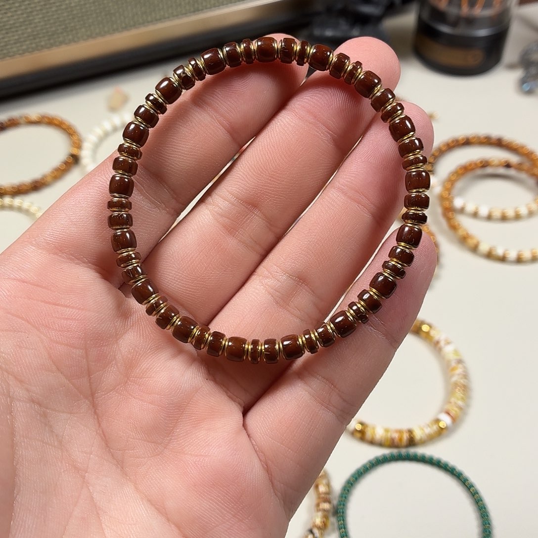 吊坠白玉菩提鼠尖5.2