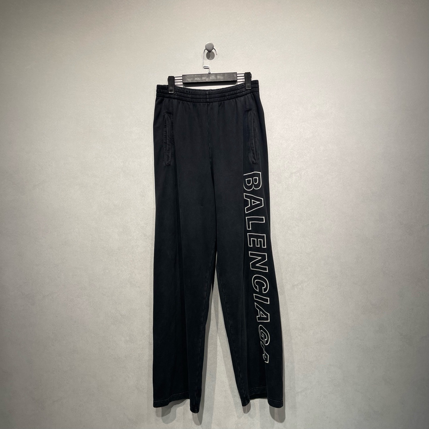 99新 Balenciaga/巴黎世家 大logo刺绣休闲裤/S码/DY215677