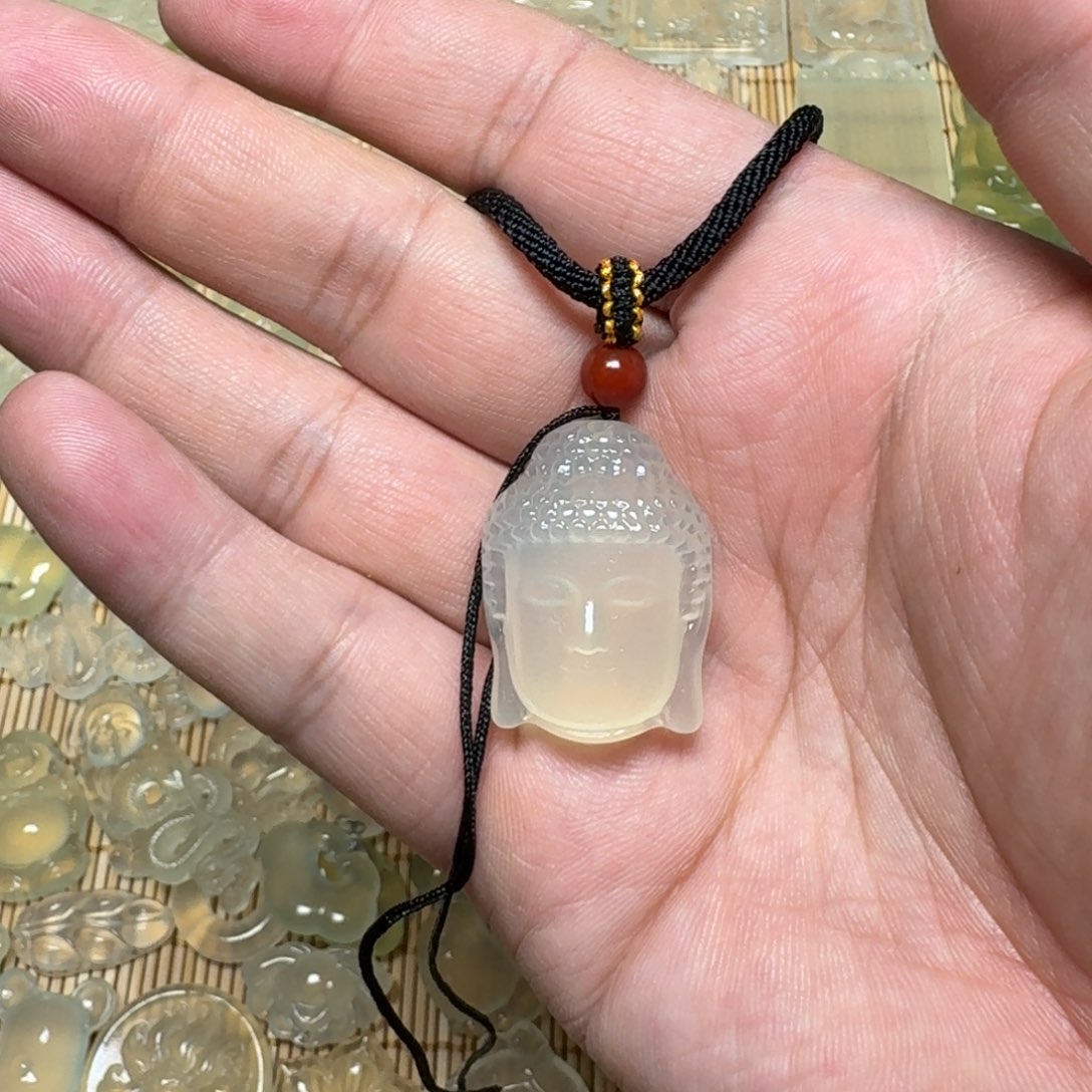 岫玉颈饰吊坠未镶嵌