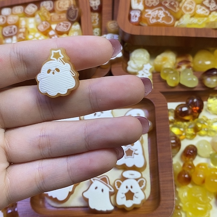琥珀未镶嵌珠宝奇石原皮