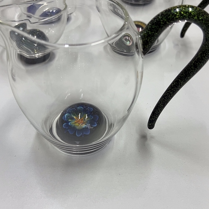 黑金涵蕴蓝花公道杯