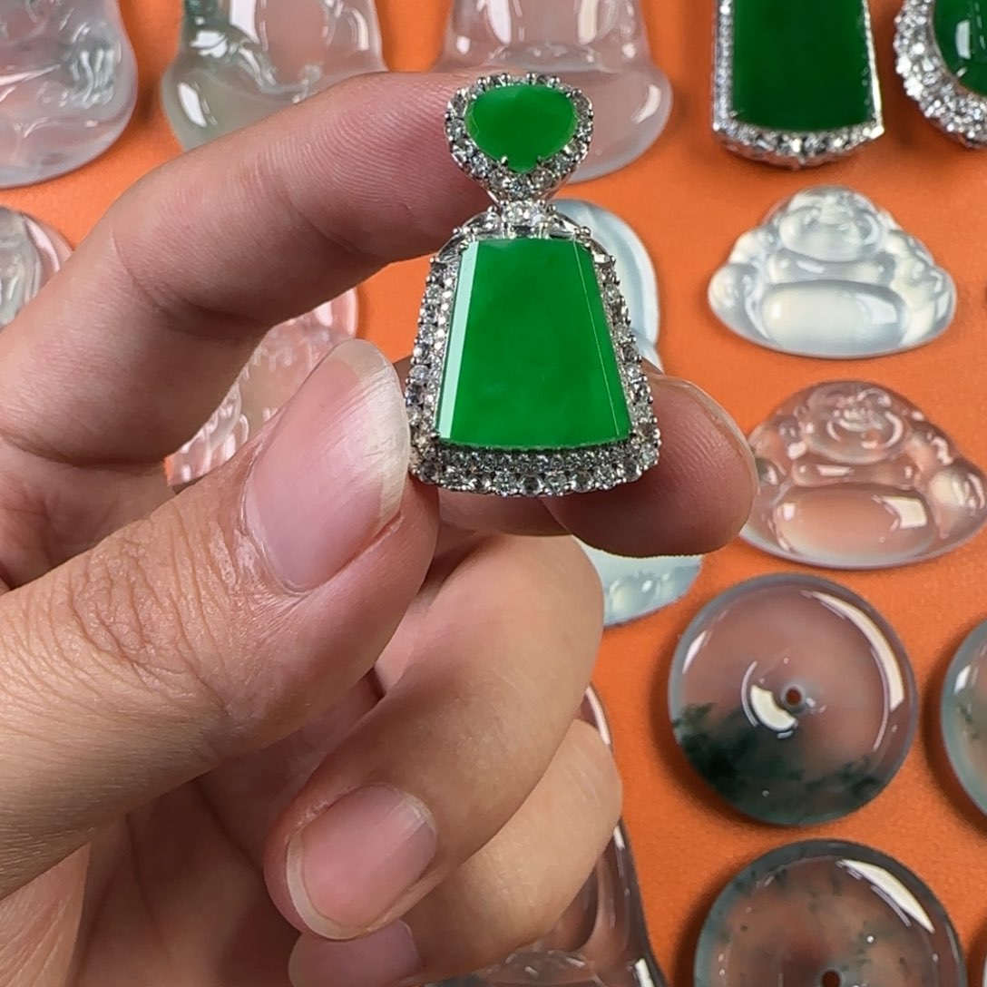 定制翡翠未镶嵌天然