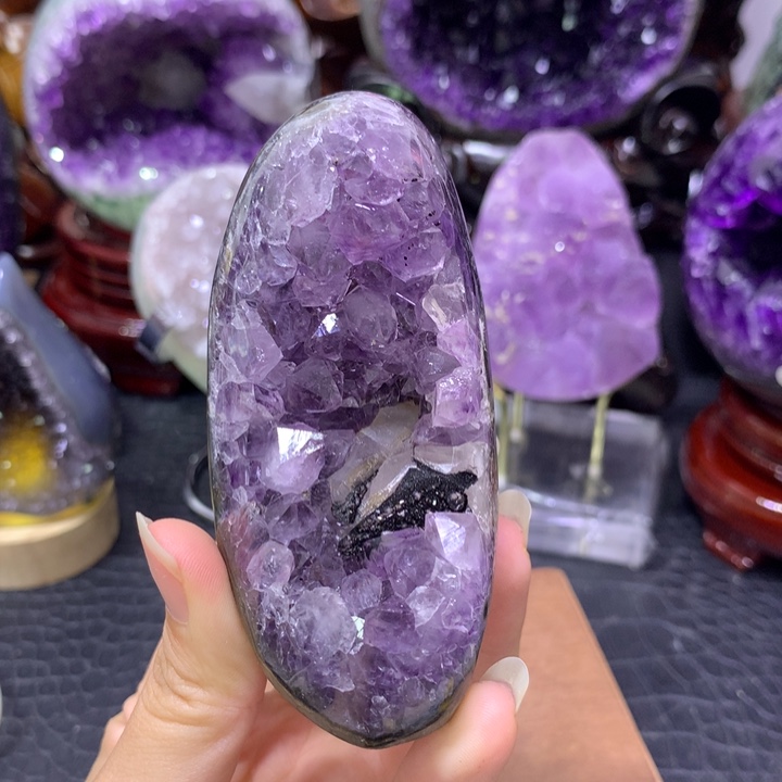 紫晶珠宝半成品未镶嵌