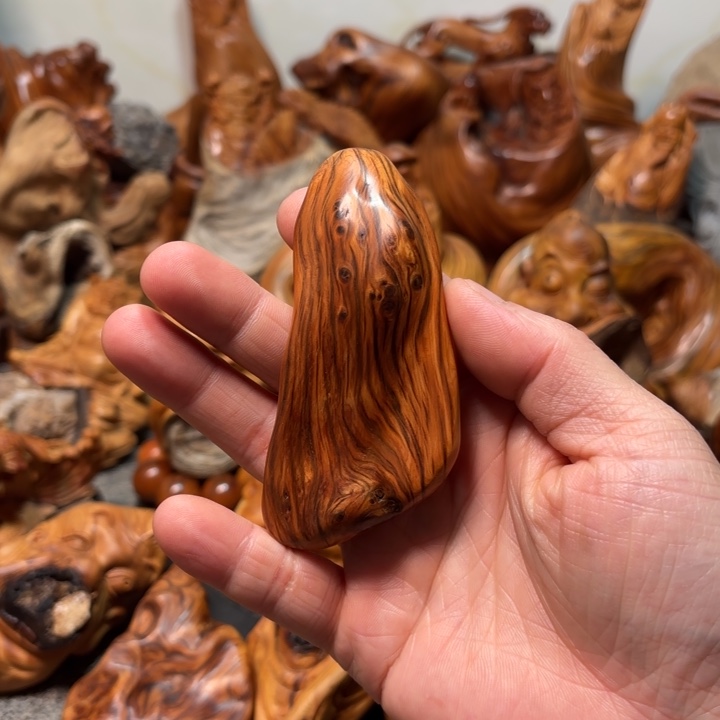 柏木瘤子手把件手把