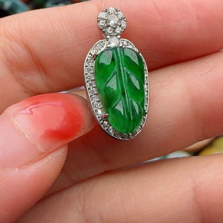 翡翠颈饰未镶嵌天然A货79