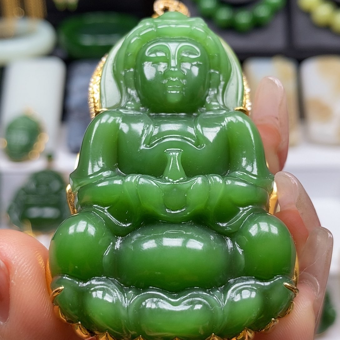 和田玉颈饰18K金镶嵌