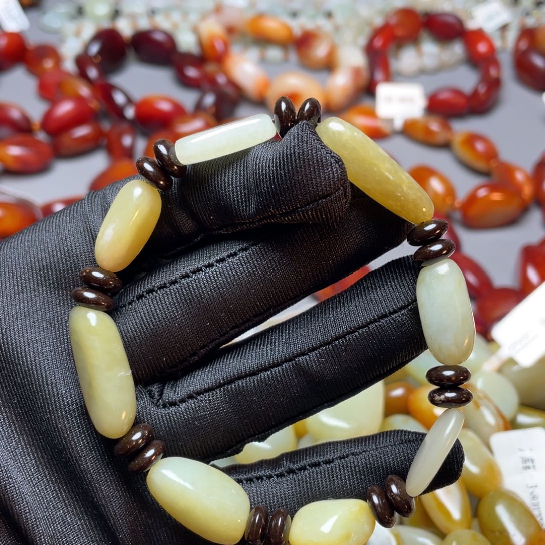 和田玉未镶嵌手链