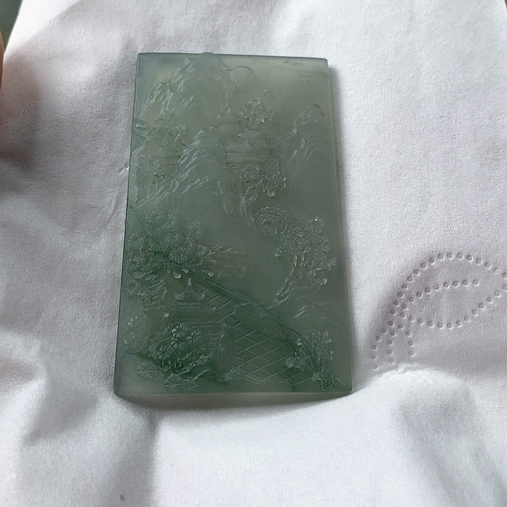 未镶嵌定制翡翠山水 毛货 无鉴赏期