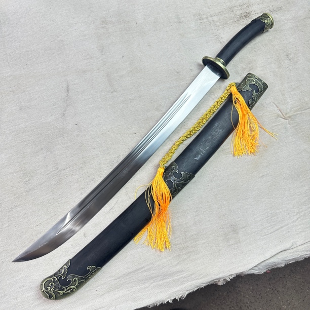 1129 龙泉昊天宝剑清刀高猛钢黑木鞘未开刃