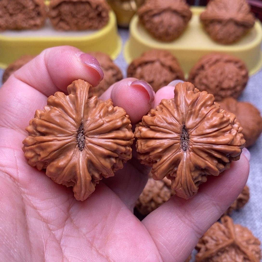 文玩核桃把件精品四座楼41尺全品