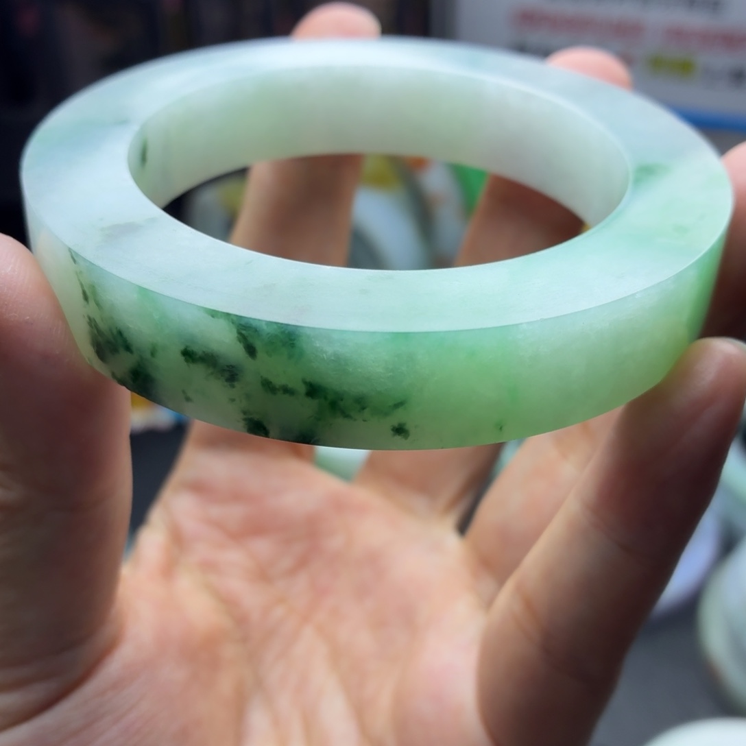 南***夏定制翡翠未镶嵌缅A翡翠多样性发一