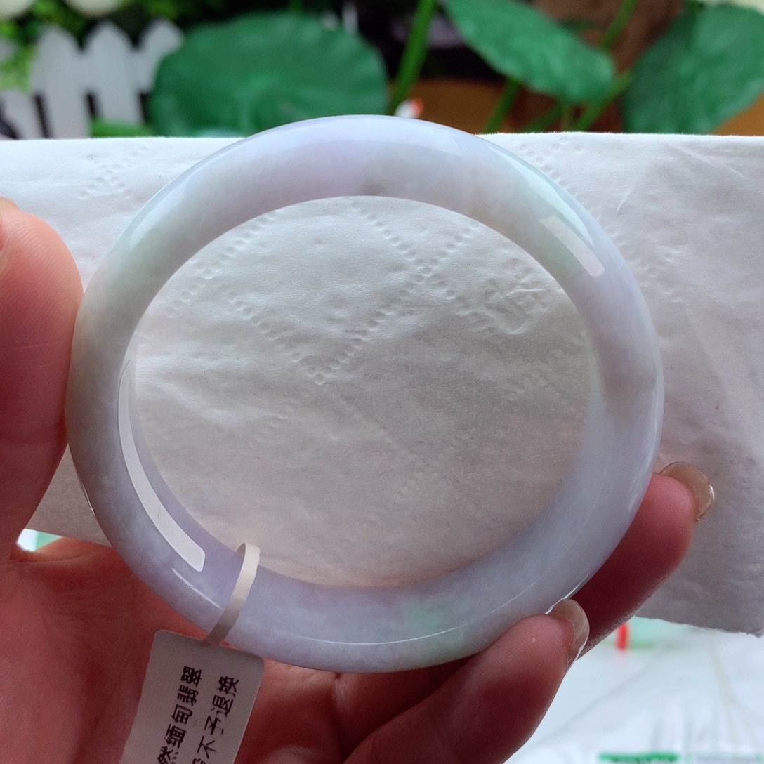 翡翠手镯未镶嵌纯天然01