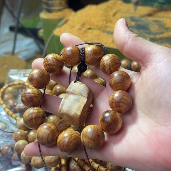 柏木（崖柏）林*友1.8闪电手串