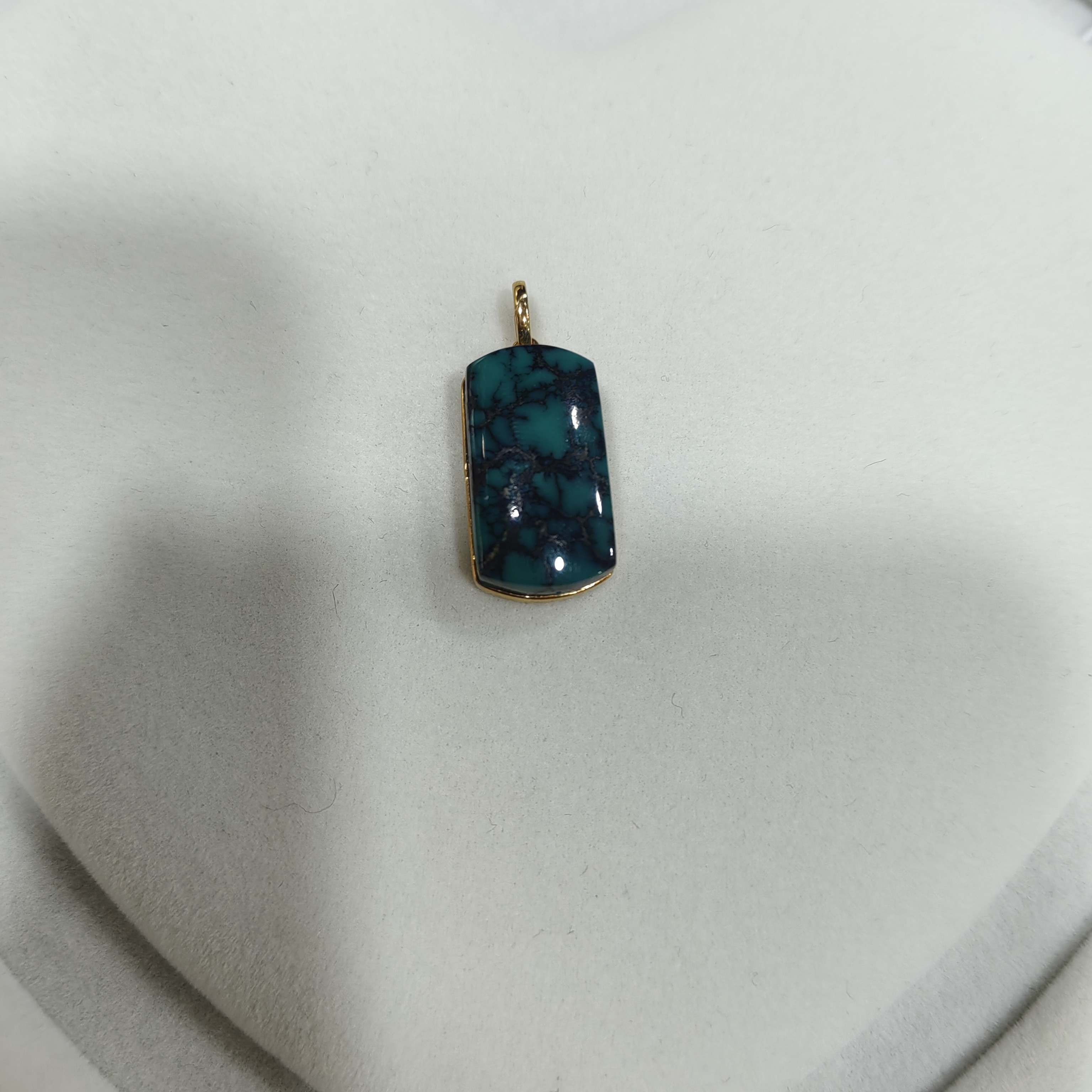 绿松石18K金吊坠