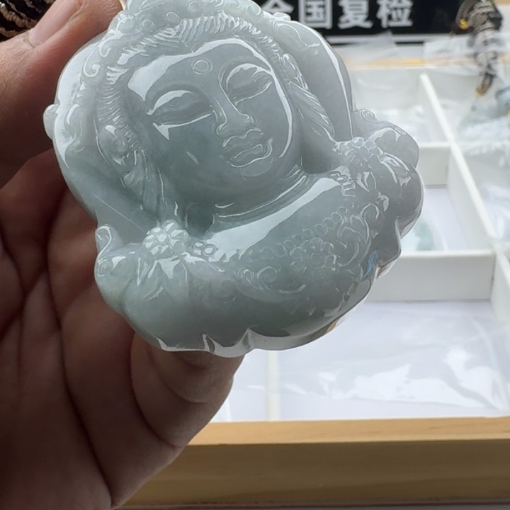 翡翠未镶嵌颈饰天然缅甸A货翡翠