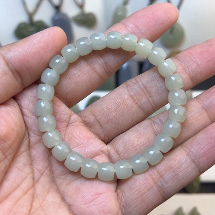 和田玉吊坠(不含链)未镶嵌666