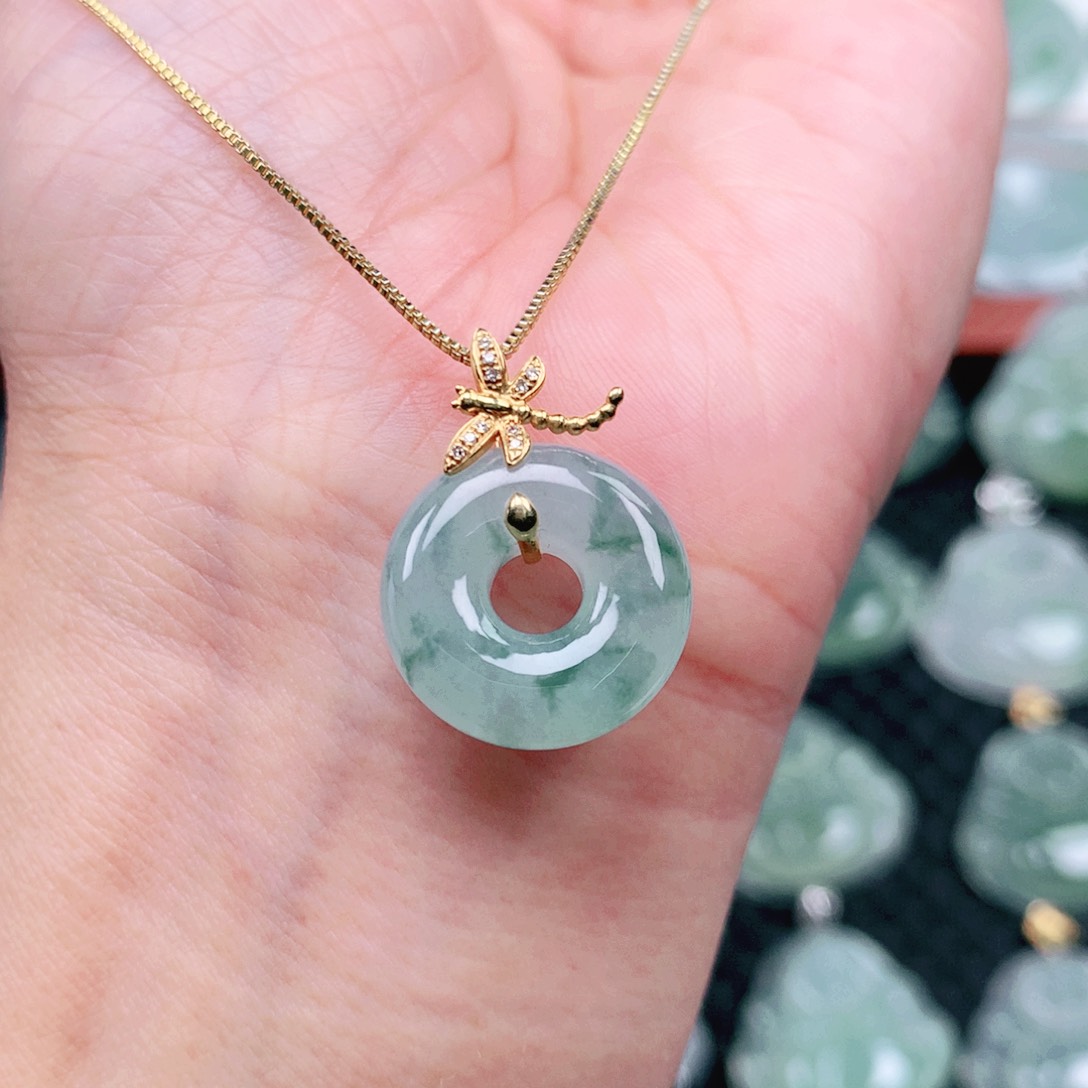 翡翠吊坠(不含链)18K金镶嵌