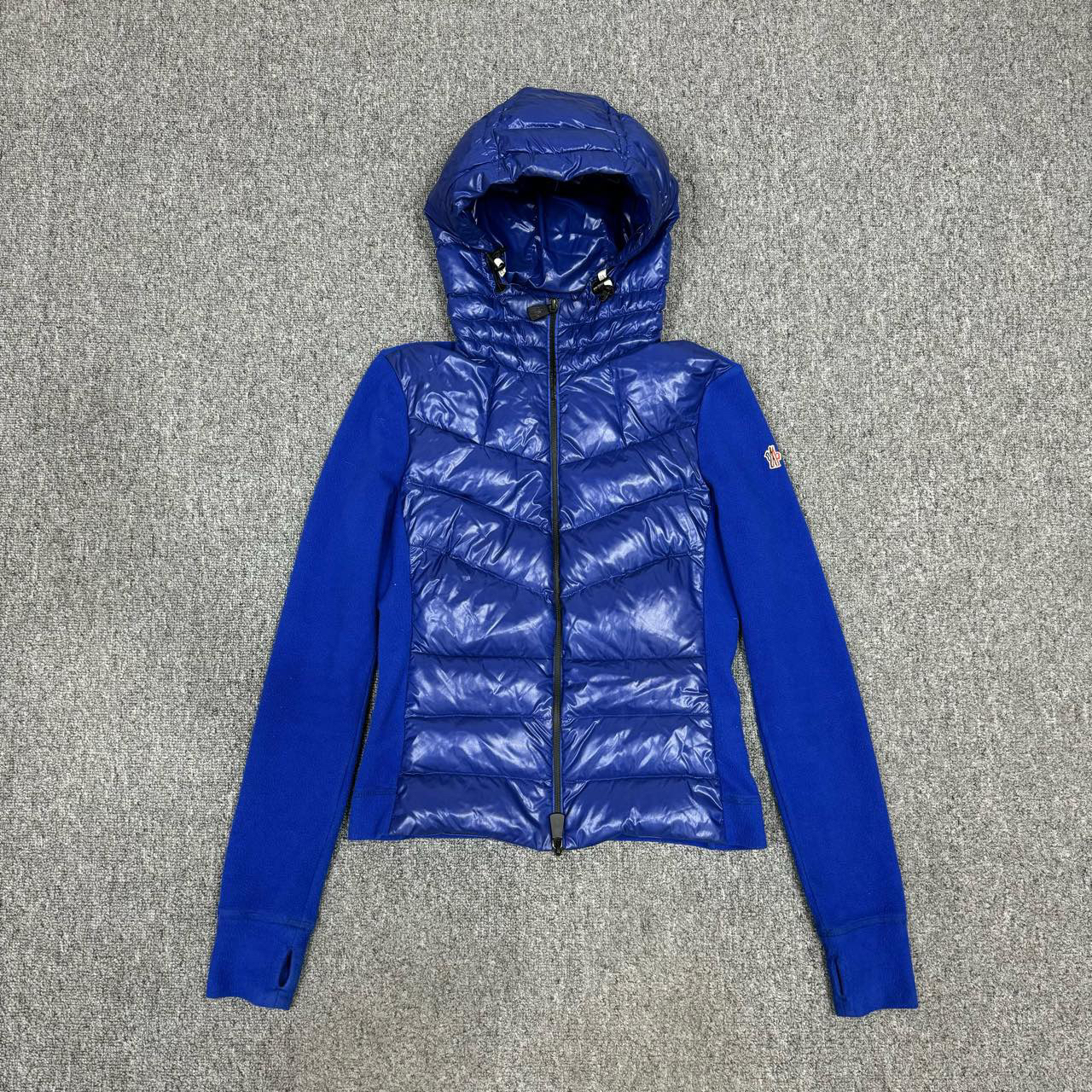 99新 MONCLER 11360355 蒙口 maglia蓝色羽绒服拼接外套 S码99新