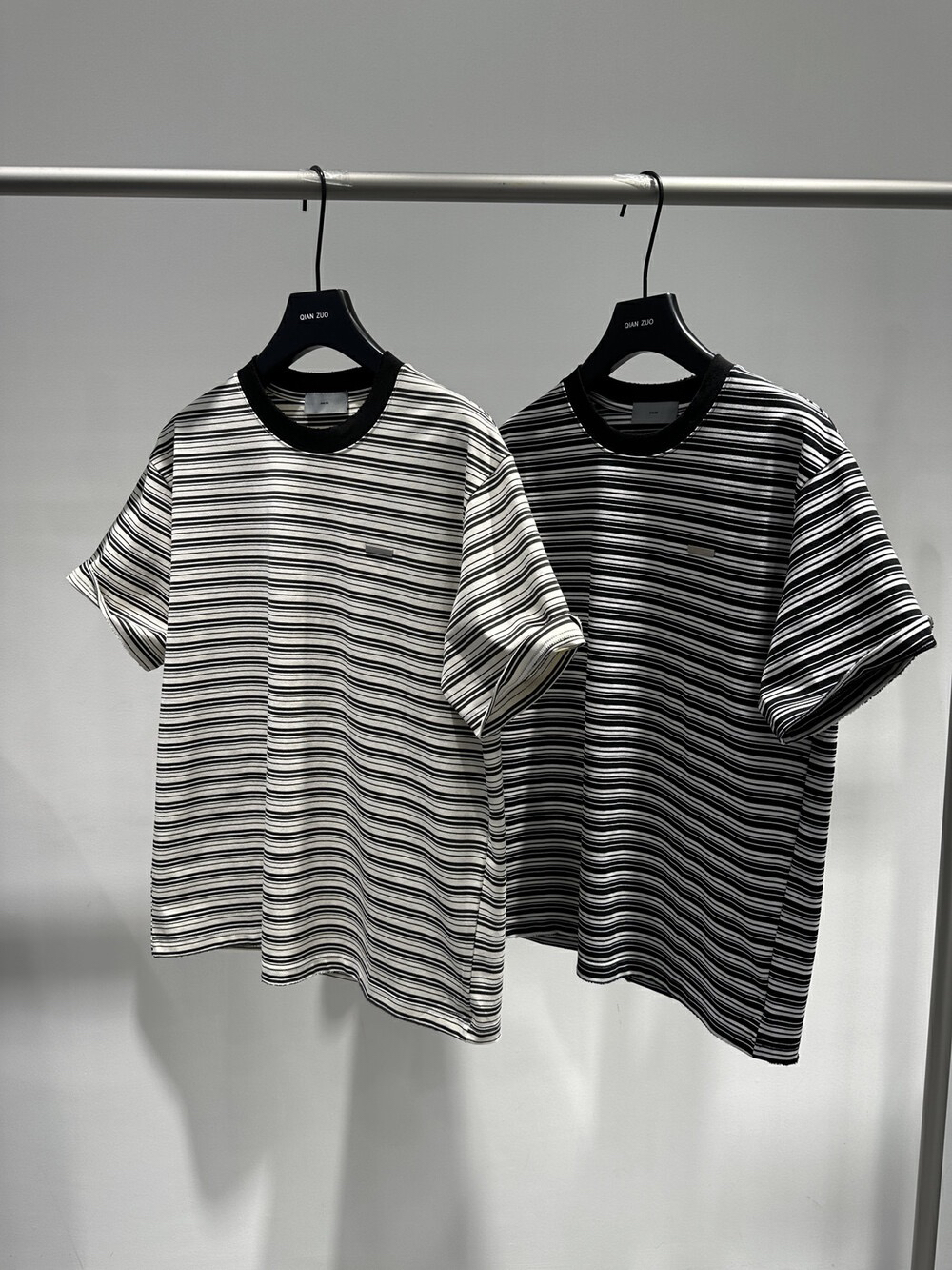 【小瑞服饰】夏季新品简约百搭休闲圆领条纹男士短袖