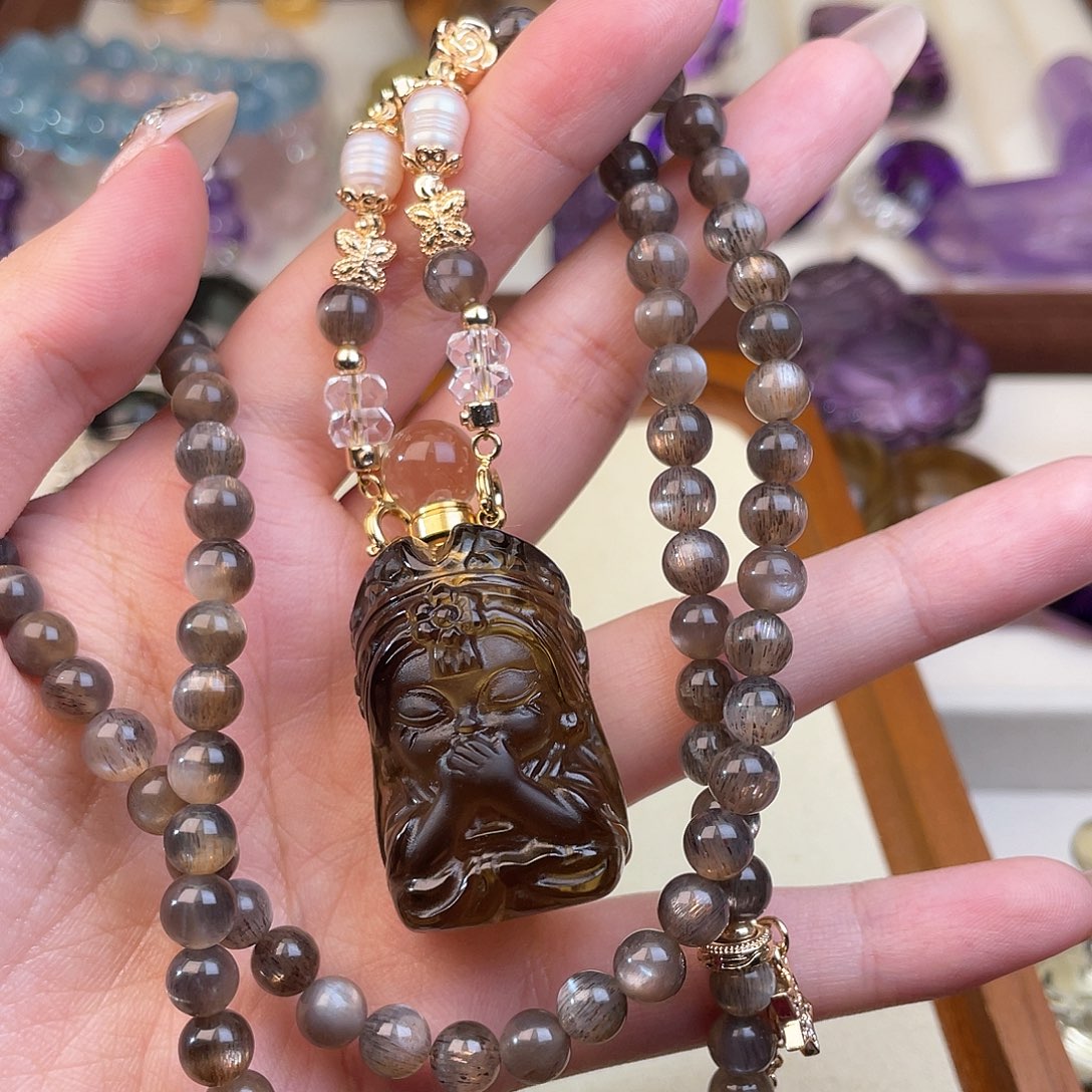 水晶颈饰未镶嵌?****云天然水晶吊坠150