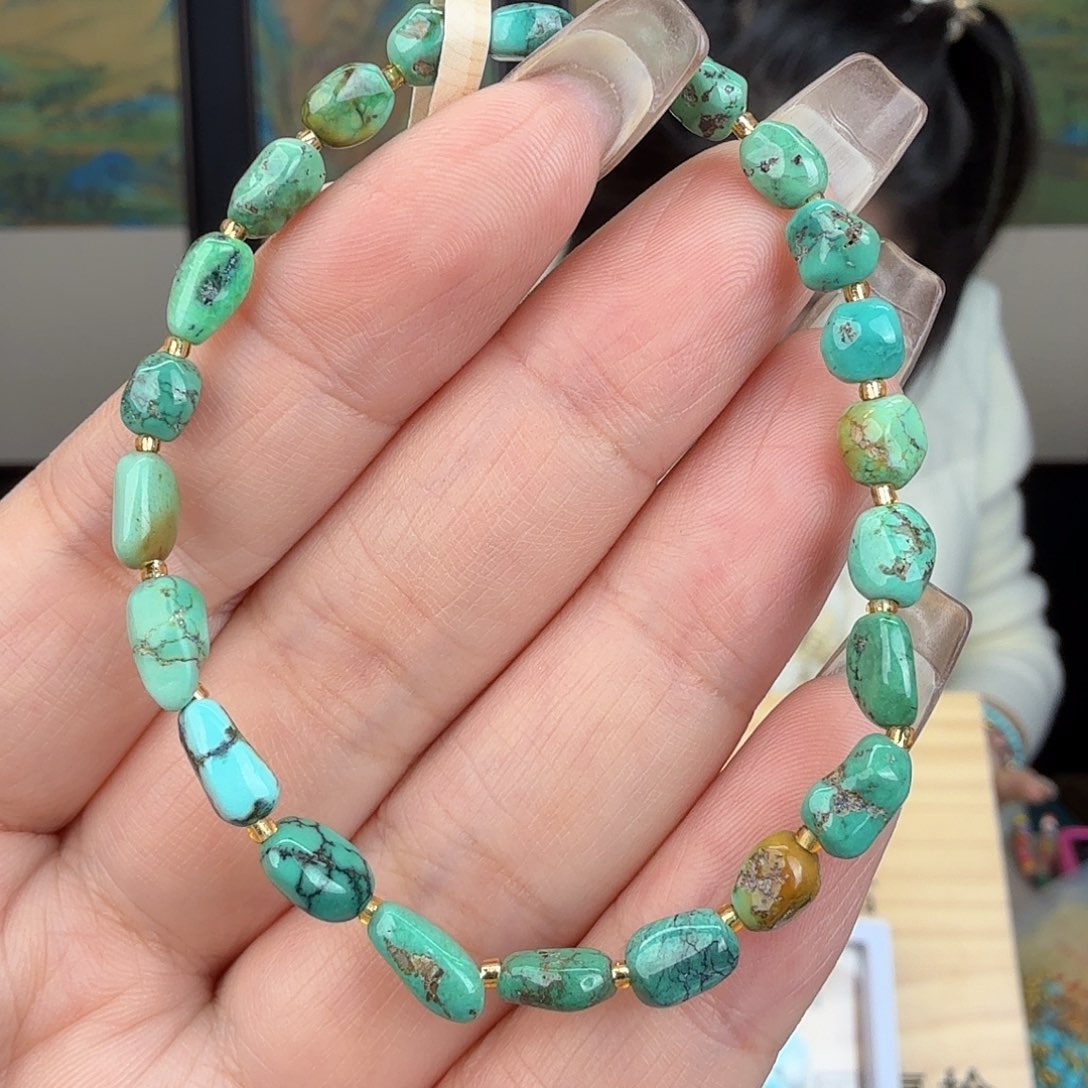 绿松石未镶嵌珠宝奇石